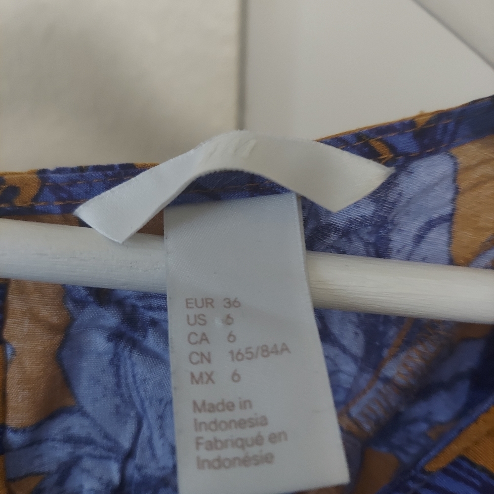 H&M Dress - Picture 4 of 4